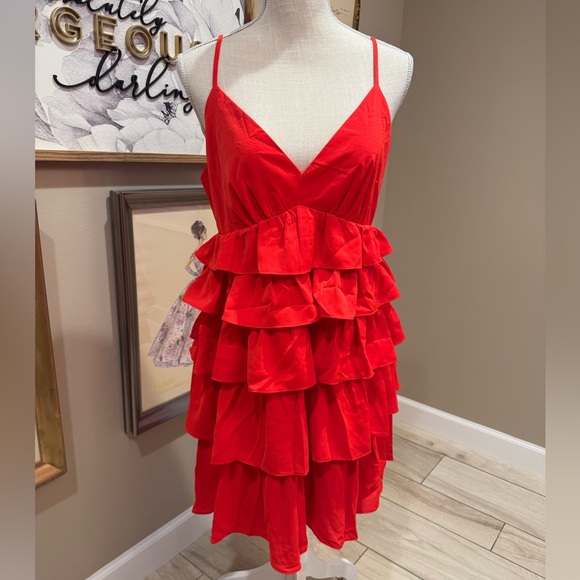 NWT! ENTRO Red Ruffle Tiered Midi Dress - Picture 1 of 7